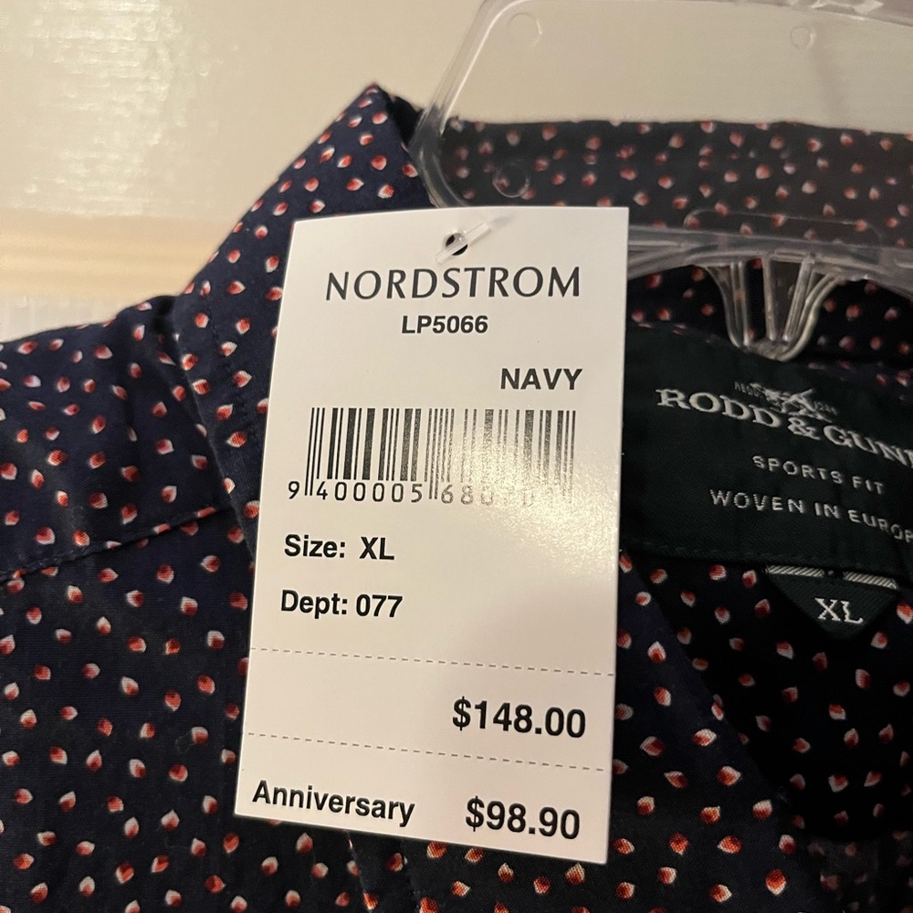 Men’s Rodd & Gunn button up - Picture 3 of 5